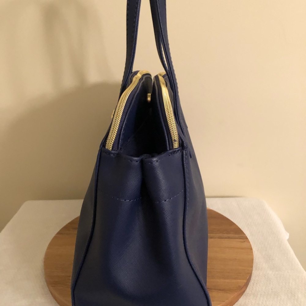 Kenneth Cole Reaction Purse Handbag - Picture 7 of 14